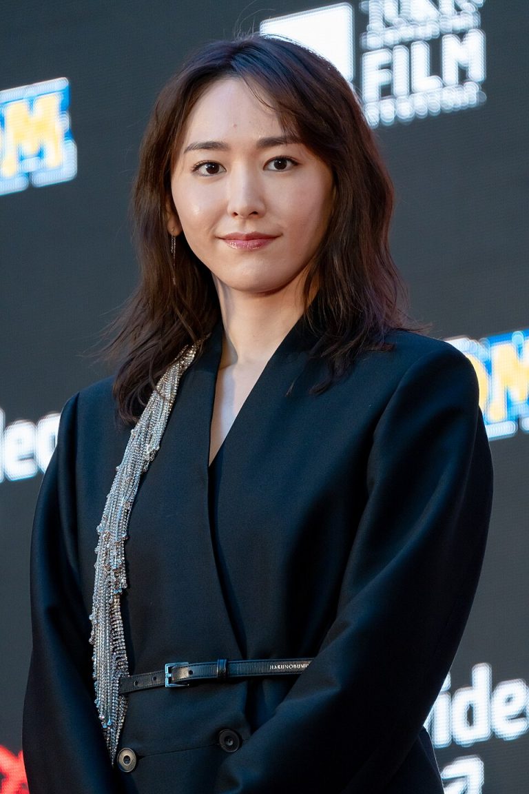 Exploring the Career and Achievements of JAV Actress Aragaki Yui